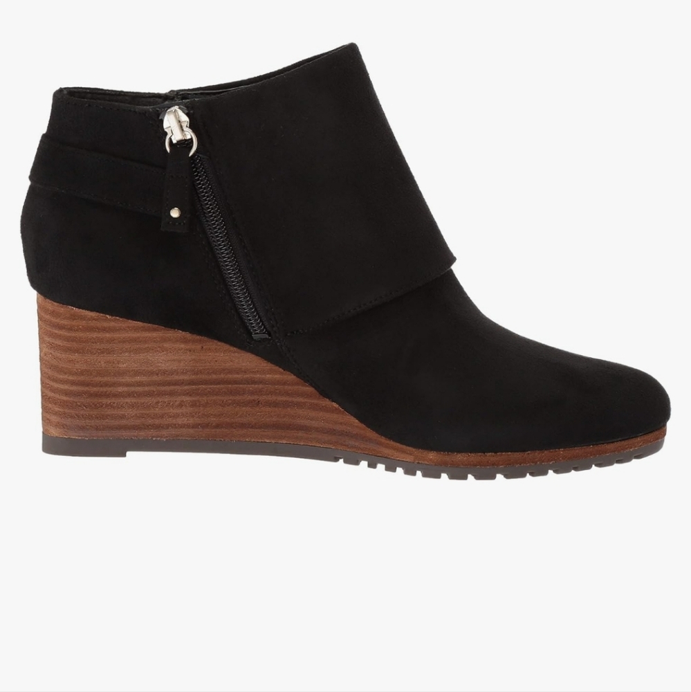Dr. Scholl's Women's Create Ankle Bootie